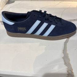 Brand New Adidas Samba Stadt 12m