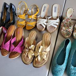 WOMEN'S SHOES (SIZE 6 1/2 - 7 WIDE)