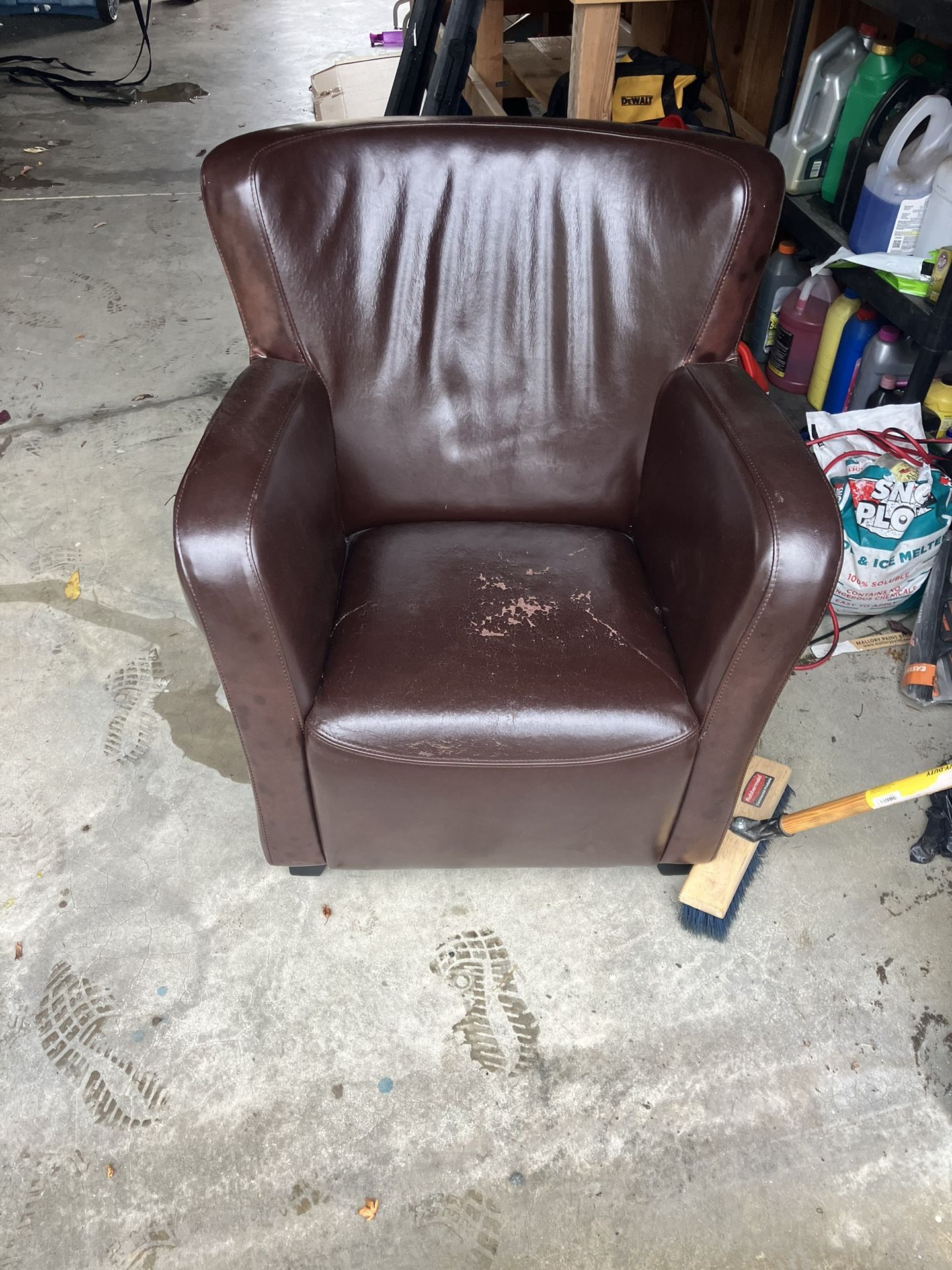 Free Chair