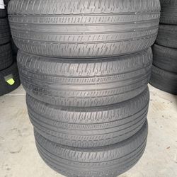 225/65/r17 Dunlop ALL FOUR (4) TIRES