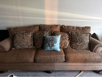 Couch set