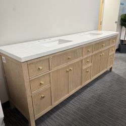 84” Bathroom Vanity In Wood Color