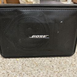 Bose model 101 Music Monitor Speaker Set
