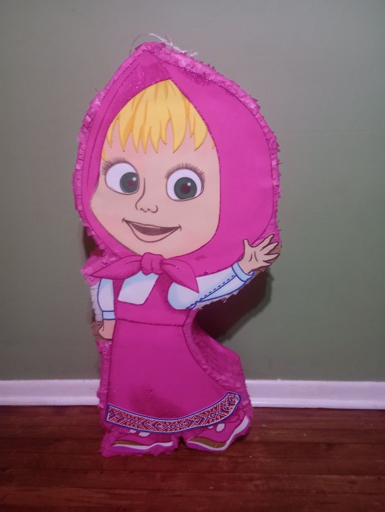 Masha Piñata