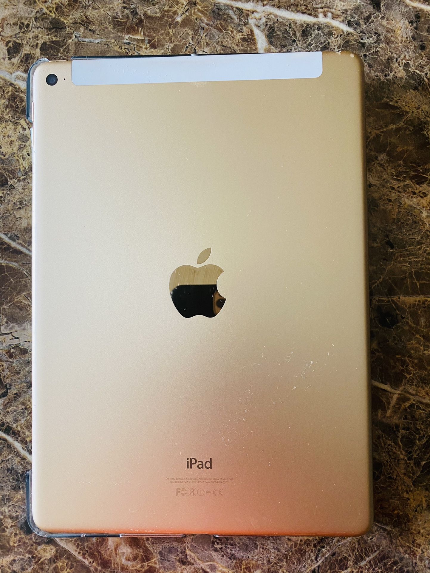 iPad Air 2. Cellular + WiFi. 16 GB