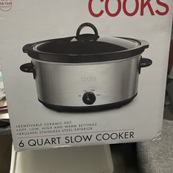 Brand New In box Slow Cooker