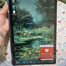 HP XENVY 360 LAPTOP/ TOUCHSCREEN AND FLIPPABLE