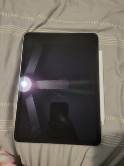 Ipad air 11-inch w/ pencil pro