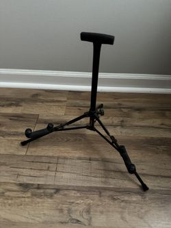 Guitar stand