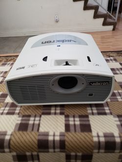 Vidikron Projector