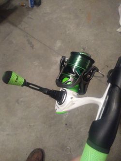 Lew's Xfinity Spinning Combo for Sale in Santa Clara, CA - OfferUp
