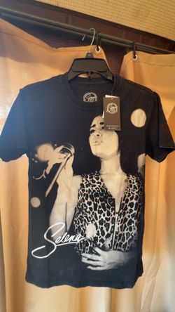Selena Quintanilla T-shirt (S,M,L)