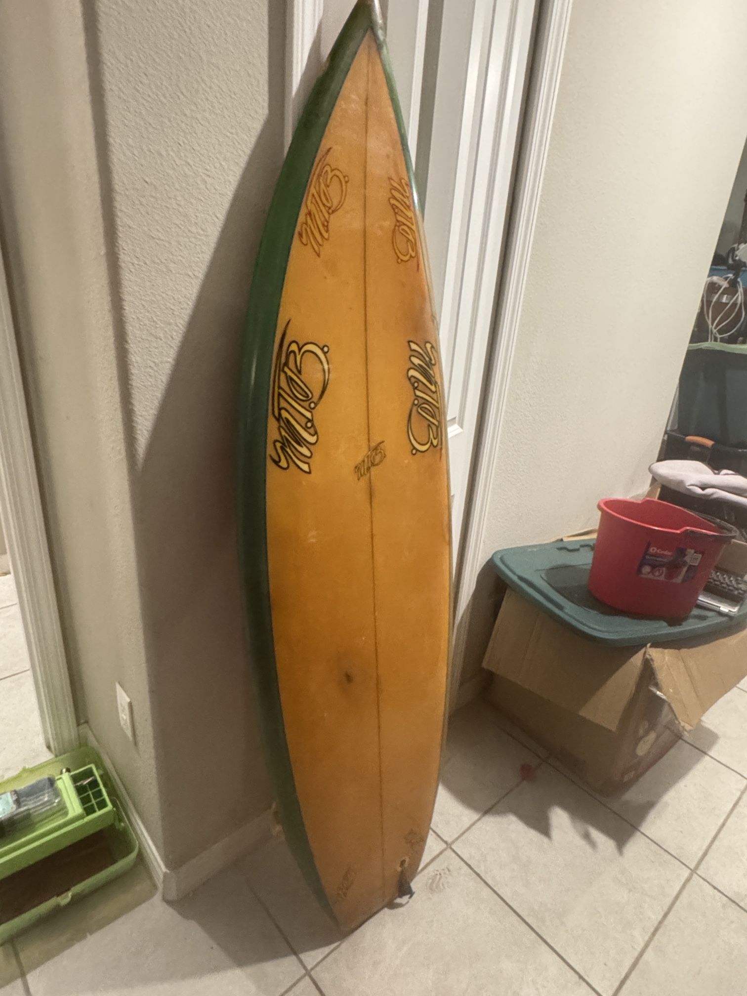 M.T.B EPIC SURFBOARD 