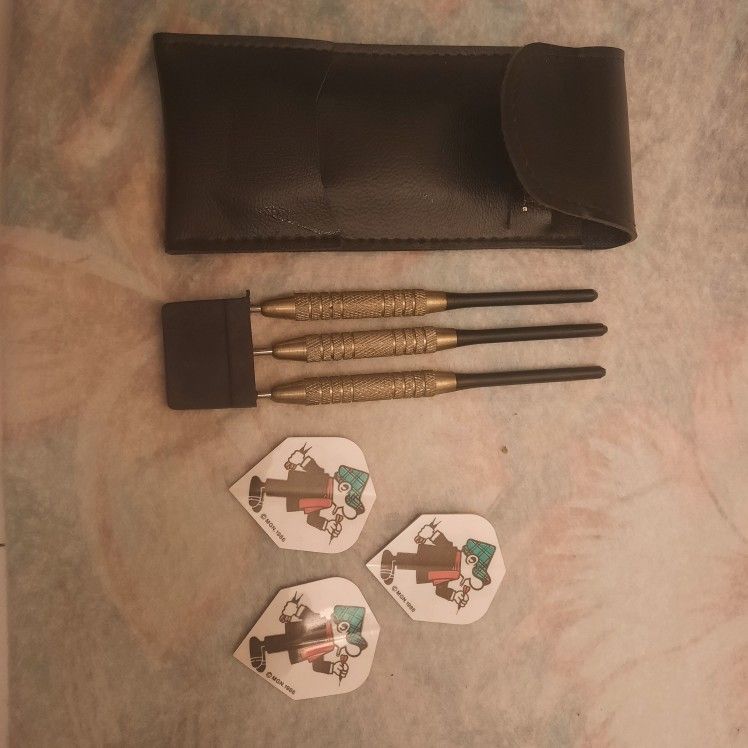 Vintage Metal Tip Throwing Dart Set Featuring Andy Capp On The Flights. From 1986.
