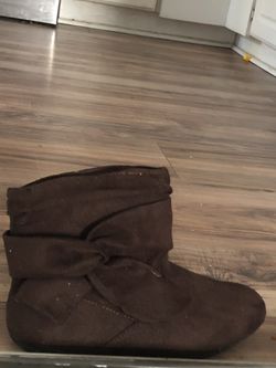 Brown boots