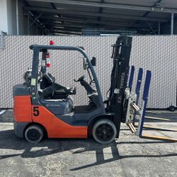 2002 Toyota Forklift With Single Double Attachment 