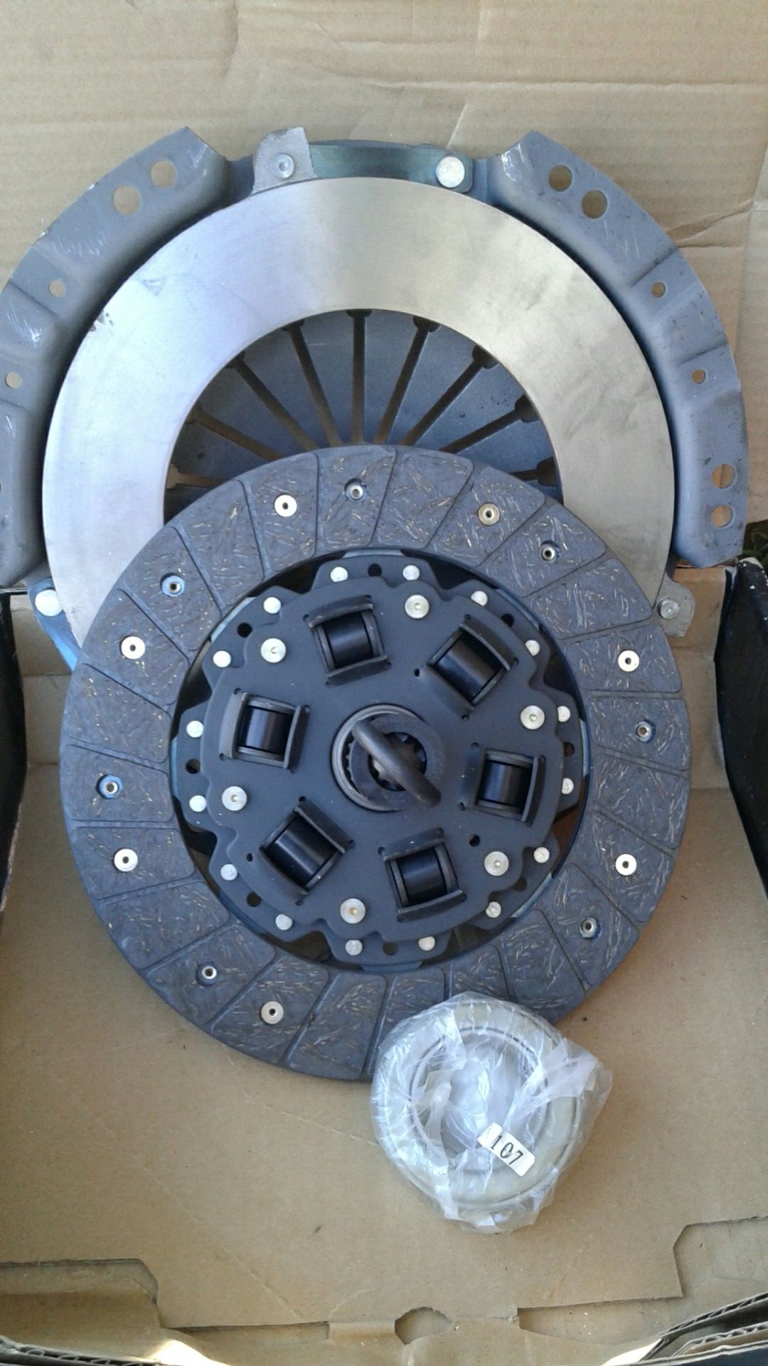 Brand new toyota clutch 9"