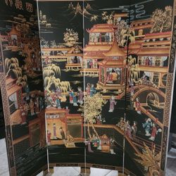 6ft Oriental Black Lacquer Room
Divider