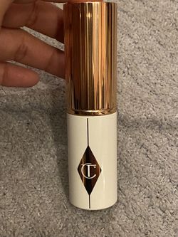 Charlotte Tilbury Hydrating Foundation