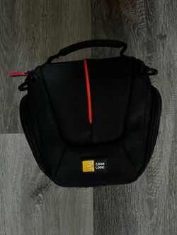 Case Logic DSLR / Mirrorless Camera Holster Bag (DCB-306)