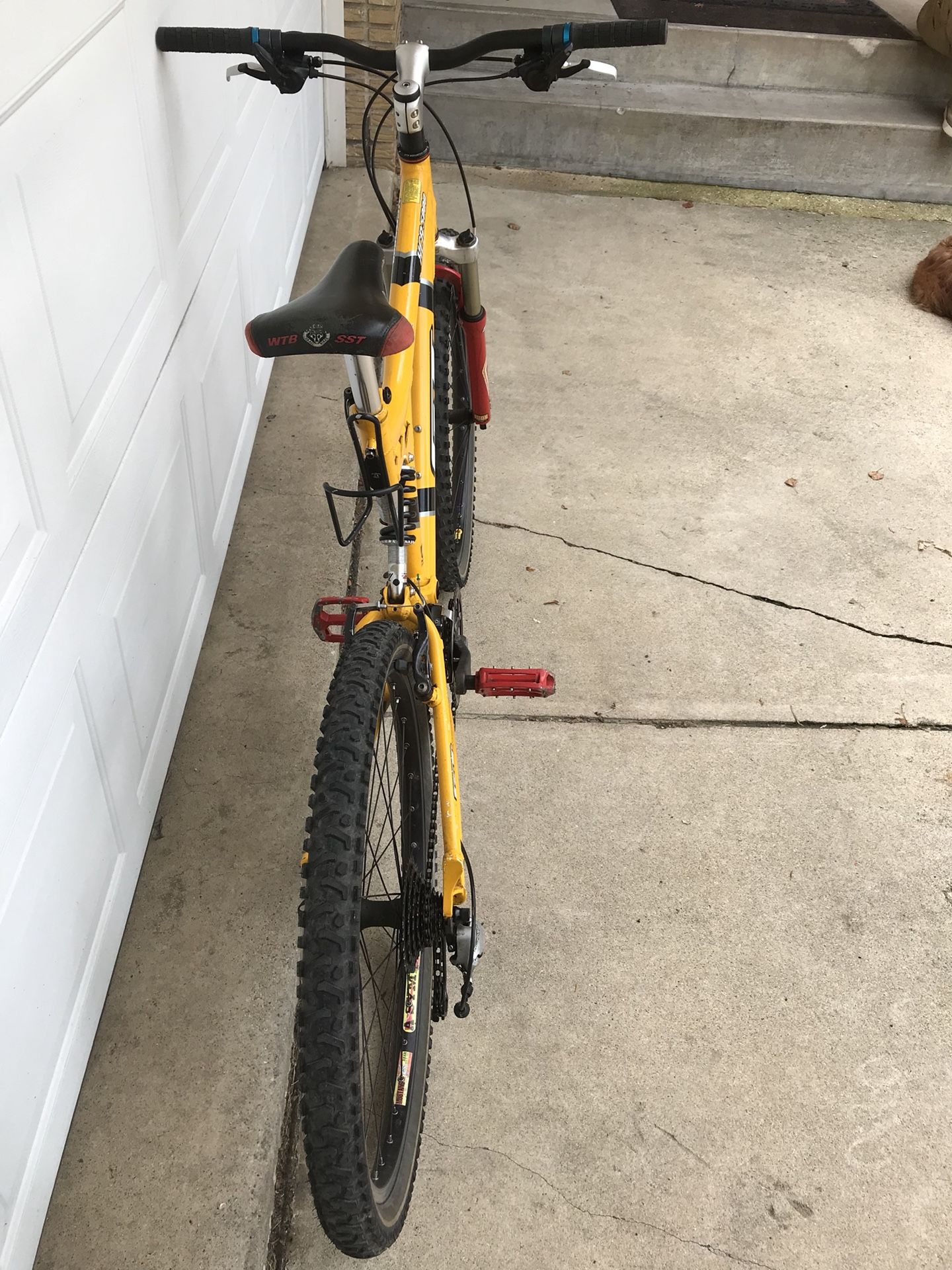 hcr 5000 gt mountain bike