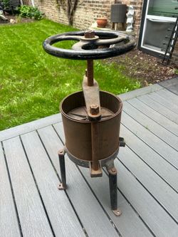 Antique Heavy Duty Fruit Press