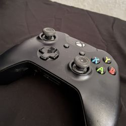 Xbox One Wireless Controller