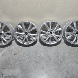18" Audi Q3 S-Line Wheels OEM