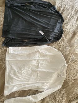 New men’s long sleeve shirts medium