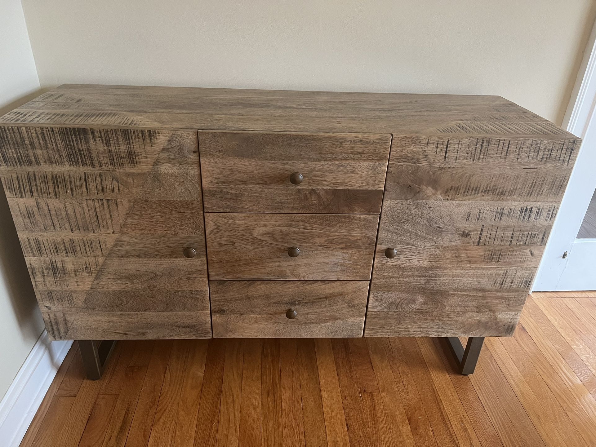 Pottery Barn Sideboard / Buffet / Cabinet