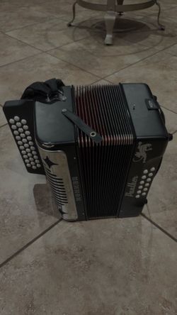 Hohner Panther Accordion