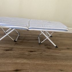 Tabletop Ironing Board