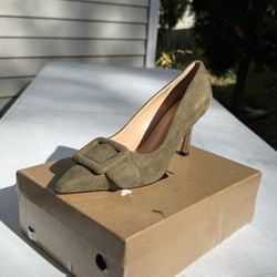 Suede kitten heel buckle pumps size 9 