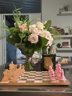 Pink Glitter Travel Chess set