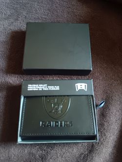 New Raiders Wallet