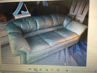 GREAT PRICE! 2 piece leather sofa set