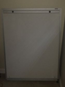 Professional white board easel