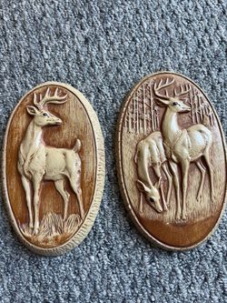 Vintage Whitetail Deer wall plaques on clay. Beautiful!