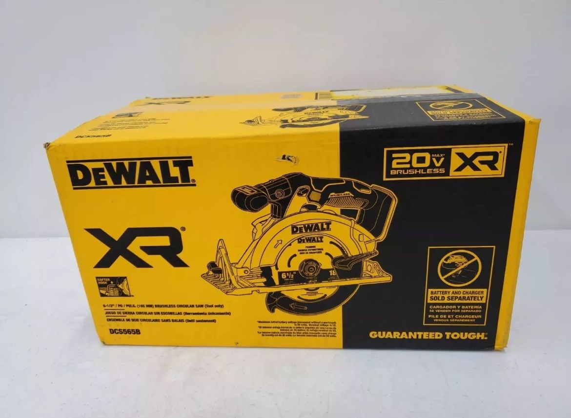 Dewalt 20v XR 6 1/2in Circular Saw