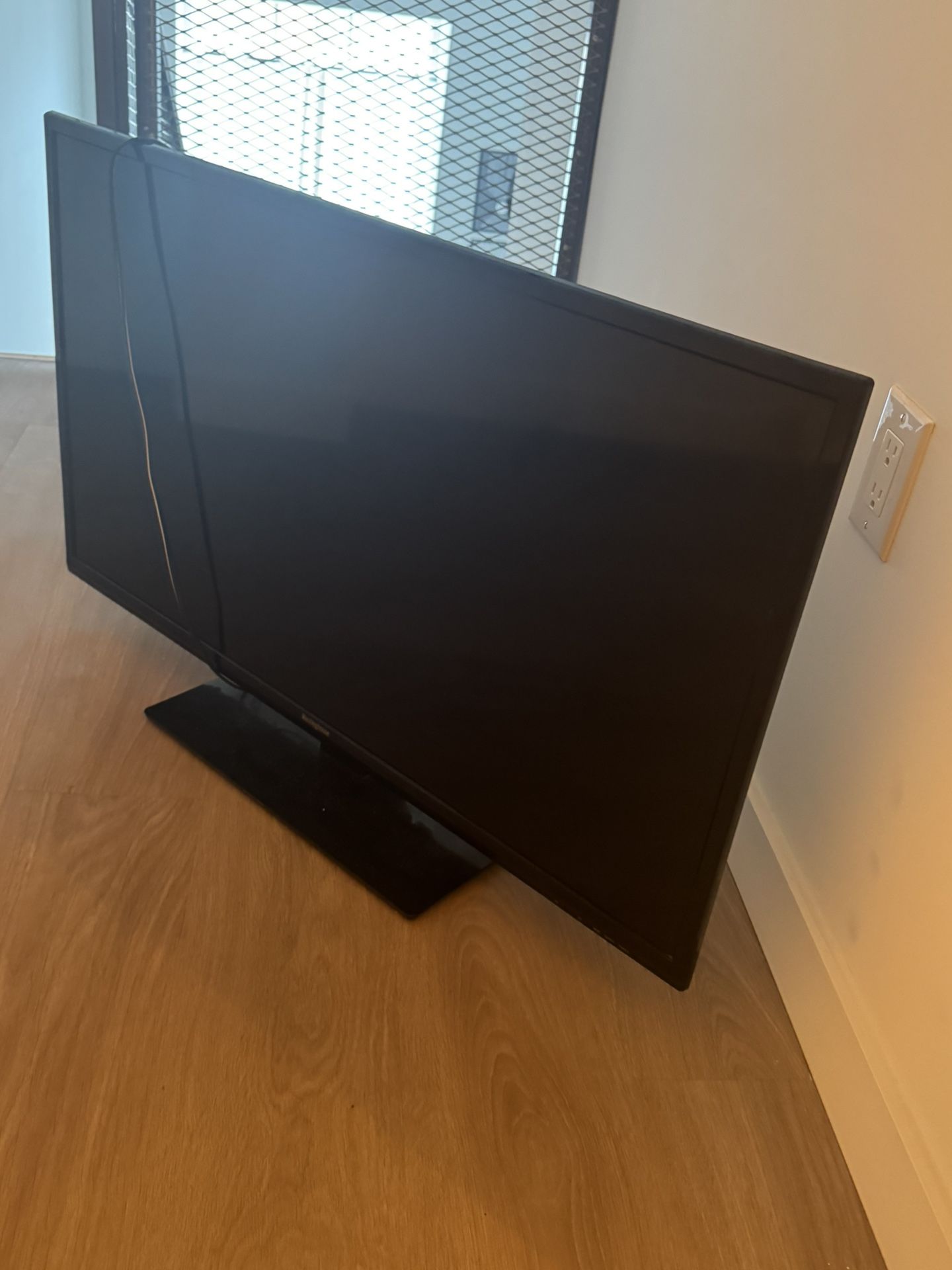 42 Inch Westinghouse Flat Screen Tv