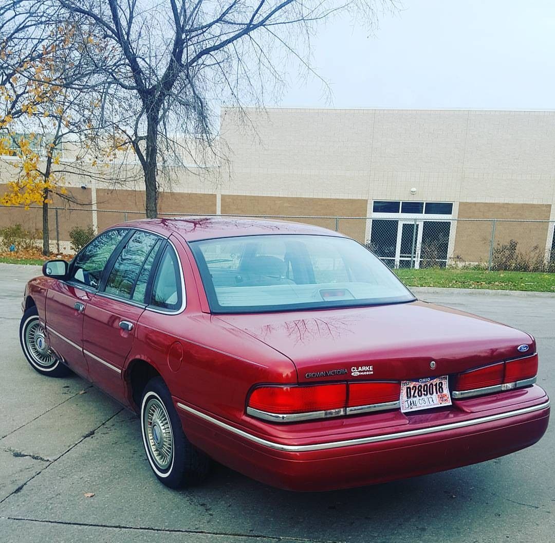 1997 Ford Crown Victoria