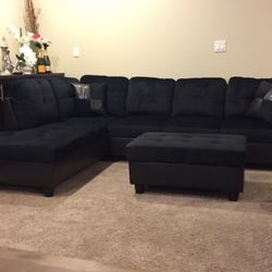 Black Microfiber Sectional Couch 