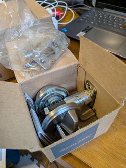 deadbolt