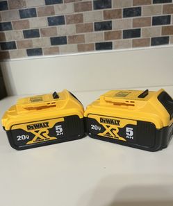 Dewalt 5AH BATTERIES