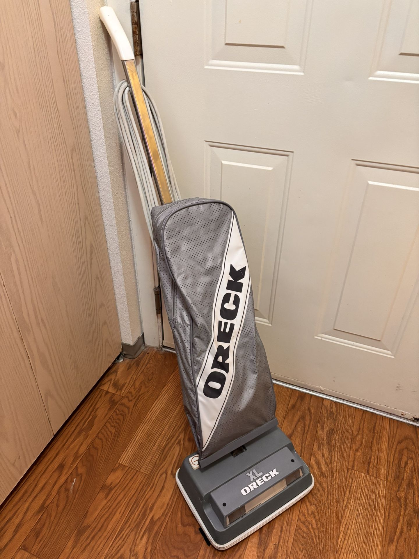 Oreck XL Upright Vacuum