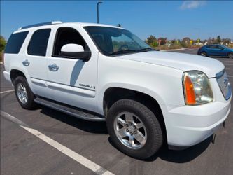 GMC Yukon Denali Full-Size SUV