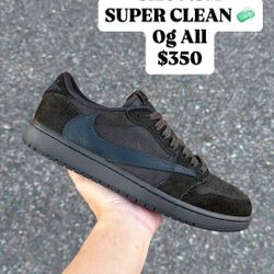 Jordan 1 Travis Scott Velvet Size 9.5