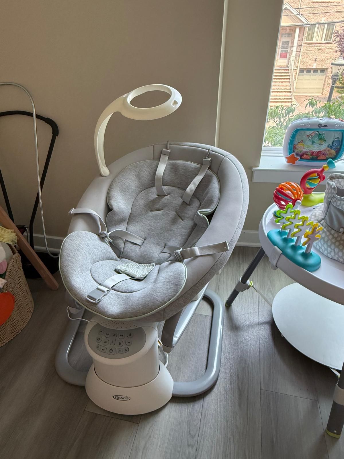 Graco Baby Swing