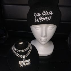 Jewelry/ Hat Set