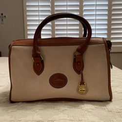 Dooney & Bourke  Purse 